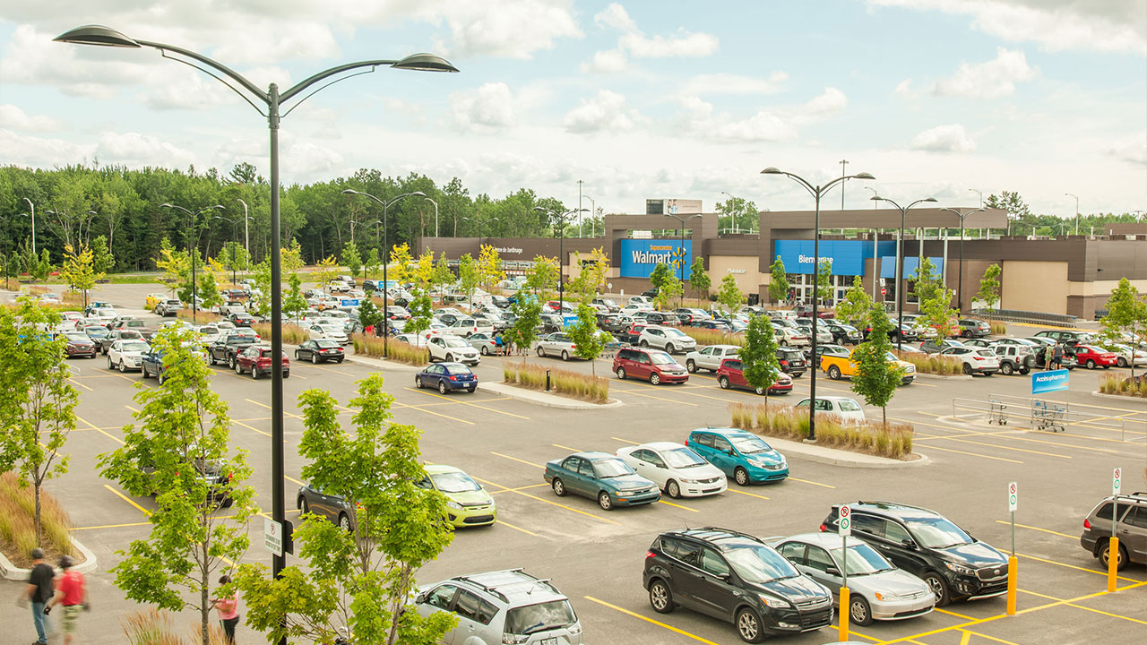 Photo of the Blainville Walmart and ample parking and available commercial business space for lease 