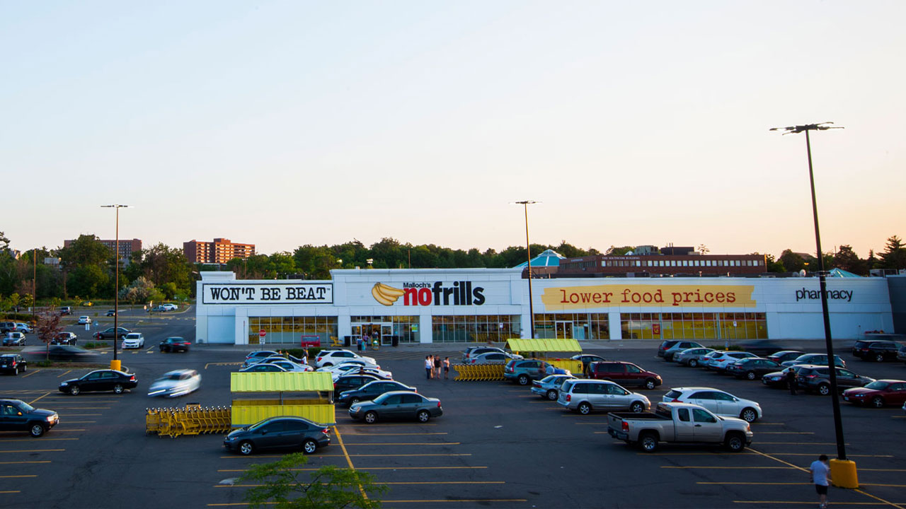 Photo of an affordable grocery store at an open-air SmartCentres retail location in Missisauga