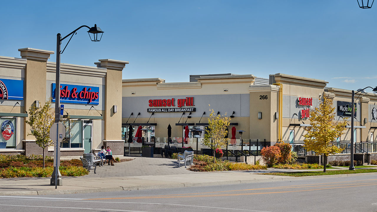Image of Sunset Grill breakfast restaurant in Oakville, Ontario with commercial real estate space for rent