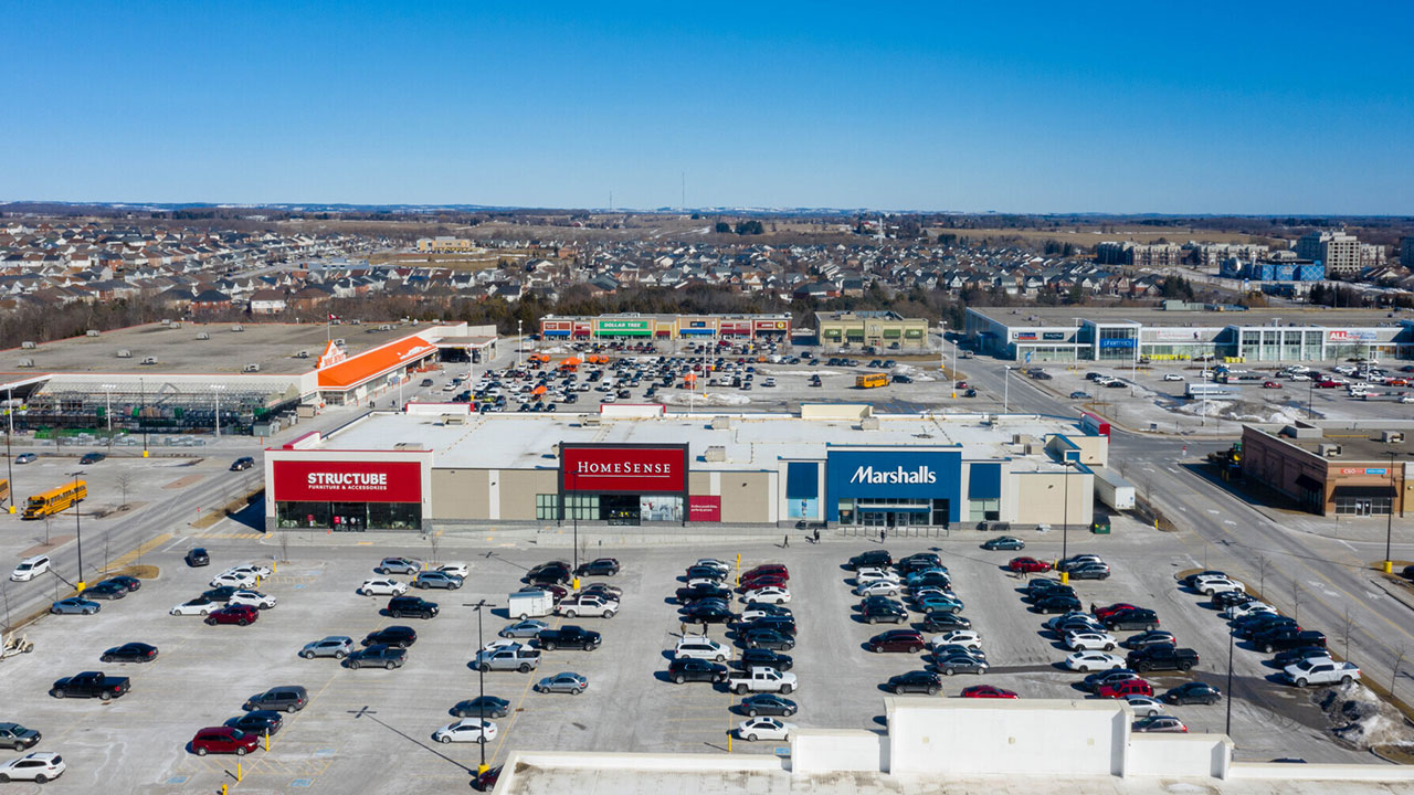 Photo of home furnishing and home goods stores in Oshawa with available business space for rent 