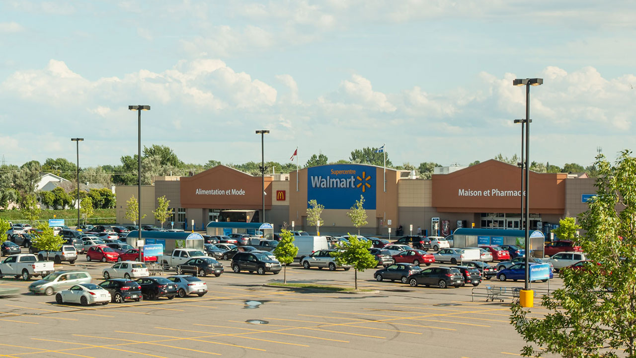 Photo of the Walmart Supercentre and pharmacy at the SmartCentres Saint Constant retail property