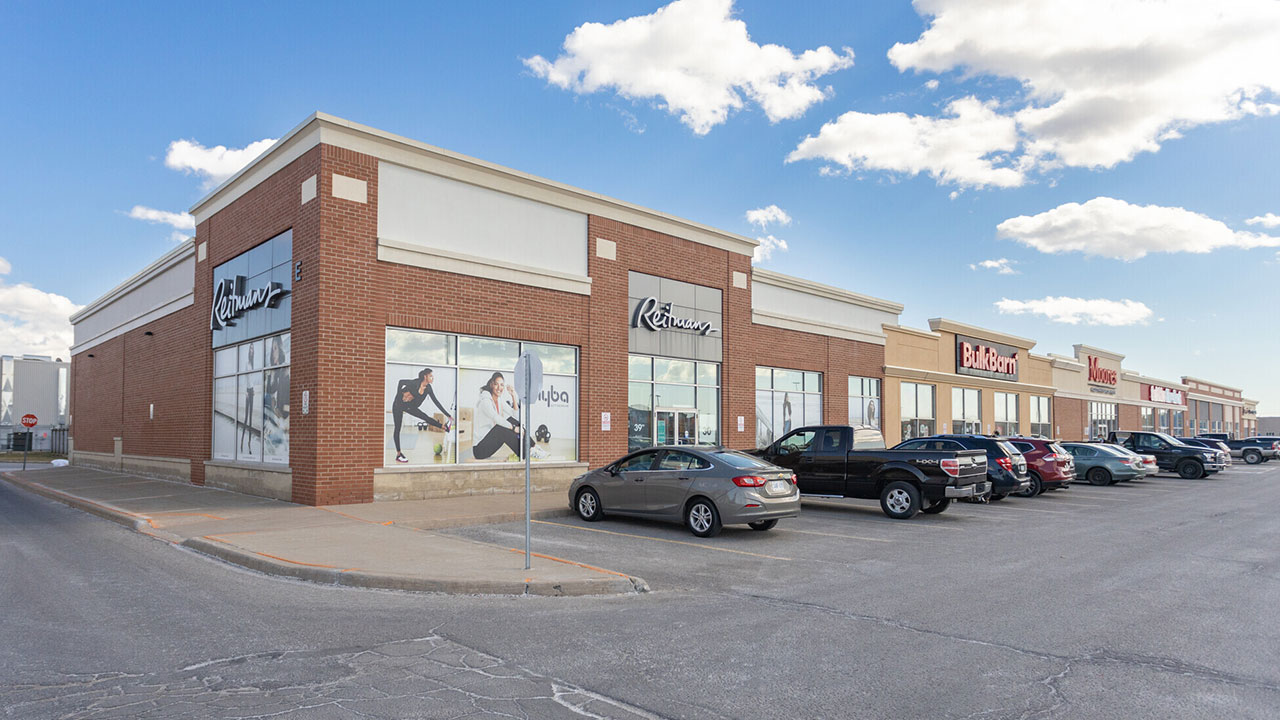 Image of retail shops and prime real estate space for lease at SmartCentres St Catharines